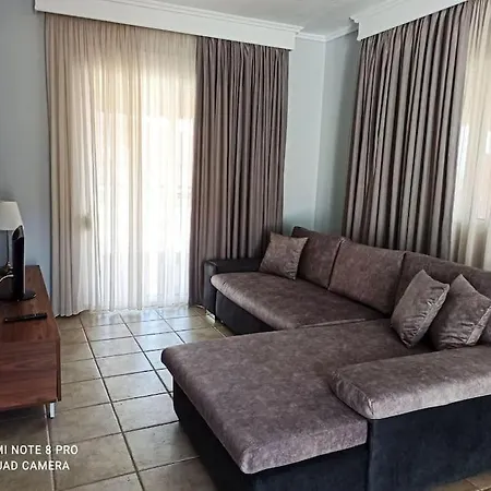 2nd Floor 300m From Sea Apartment Flogita
