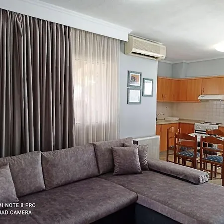 Apartment 2nd Floor 300m From Sea Flogita
